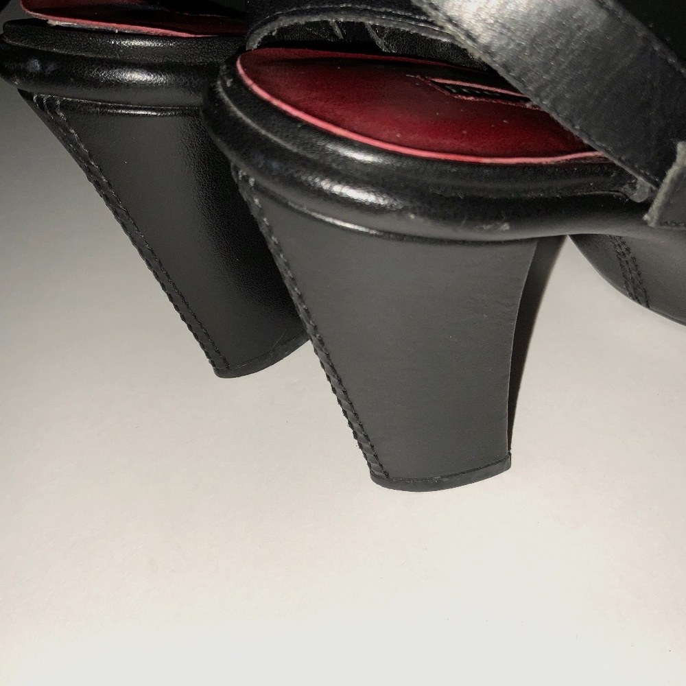 Tommy Hilfiger 1/2 inch Platform